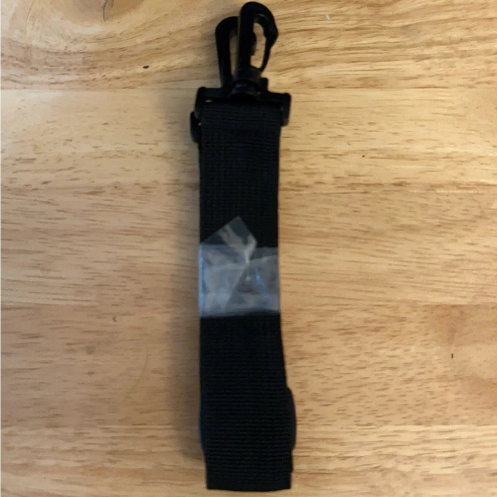 NWT-Targus Vertical Slipcase with hideaway handles, Crossbody Strap